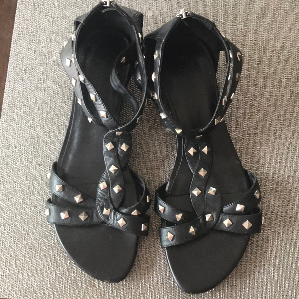 Black gladiator sandals